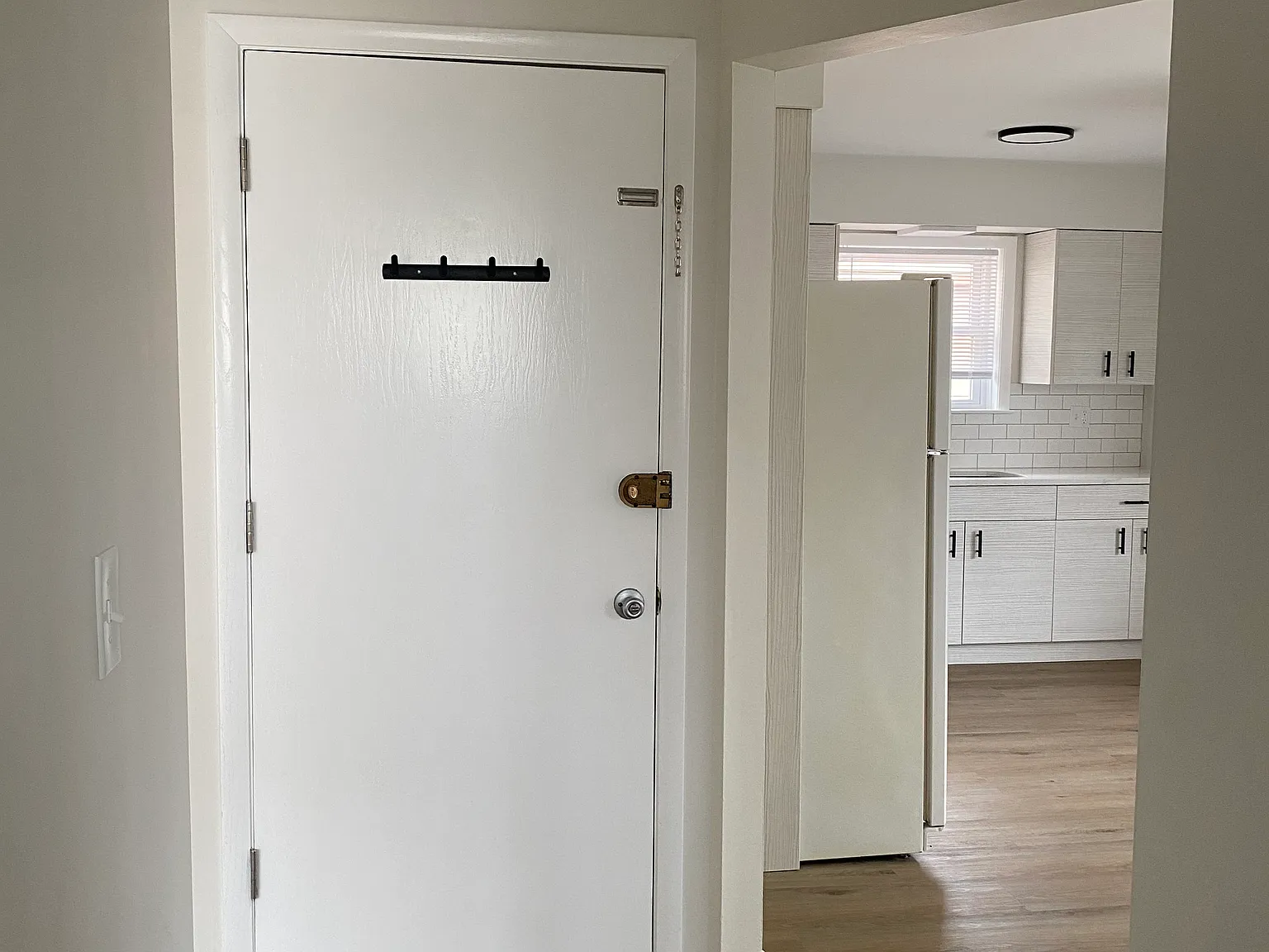 2 bed, $1,895 — Photo 4