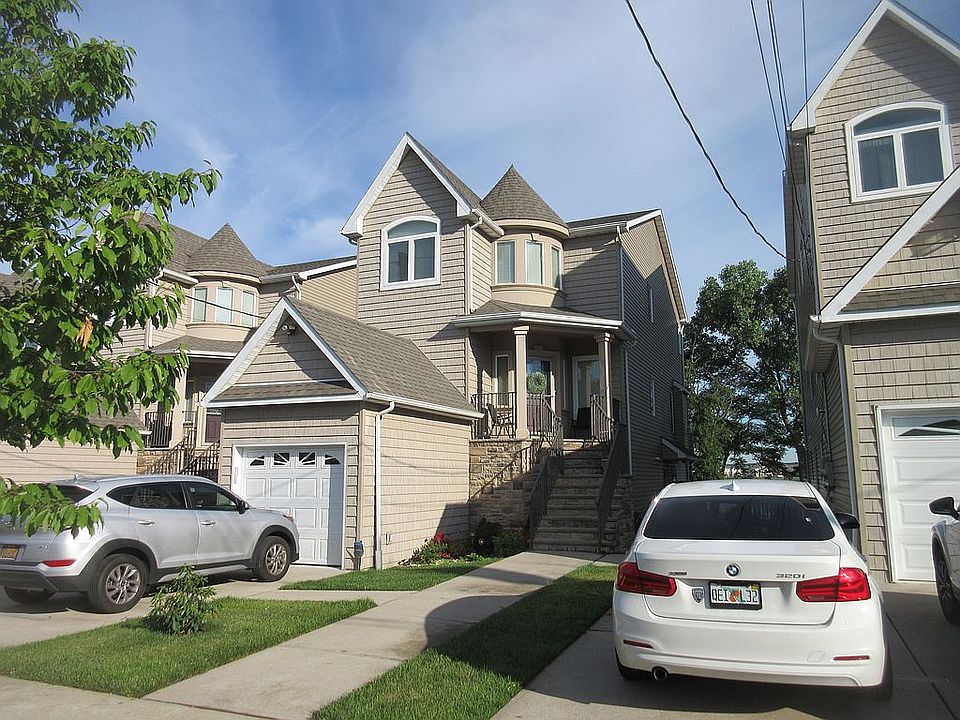 1st image of 315 Ellis St