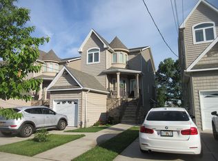 315 Ellis St, Staten Island, NY 10307