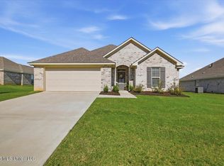 244 Hemingway Cir, Canton, MS 39046
