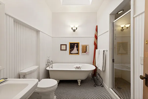 Sold by Corcoran | media 18