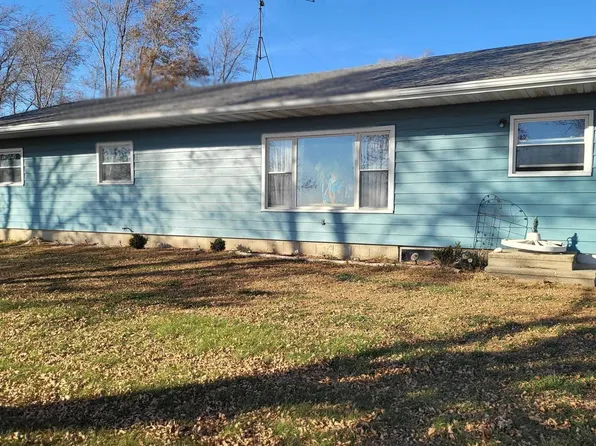 3271 110th St, Belmond, IA 50421