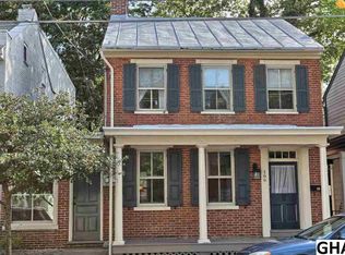 166 W South St, Carlisle, PA
