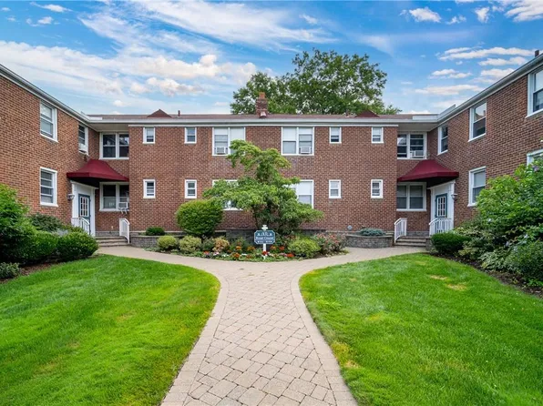 13 Bryant Crescent #2K, White Plains, NY 10604