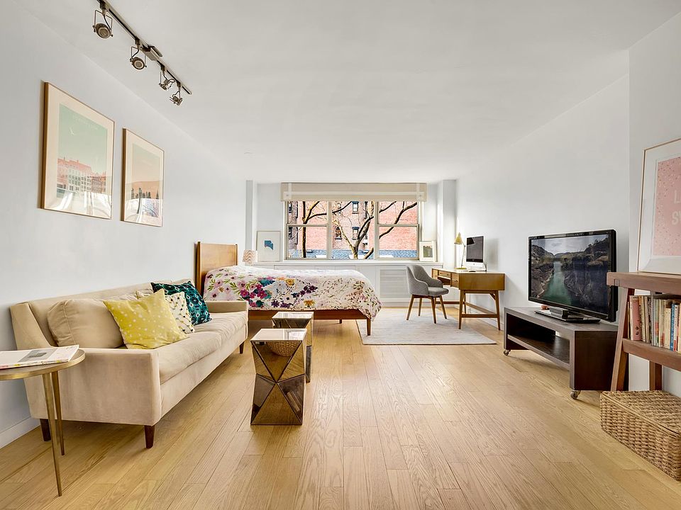 1st image of 32 Gramercy Park N #7E