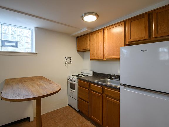 4th image of 139 W Tulpehocken St Side K