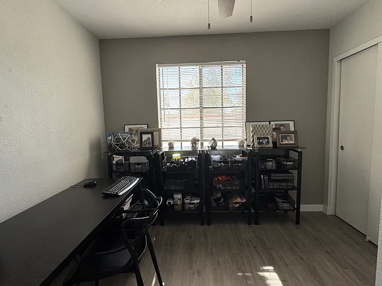 E Belleview Pl — Photo 63