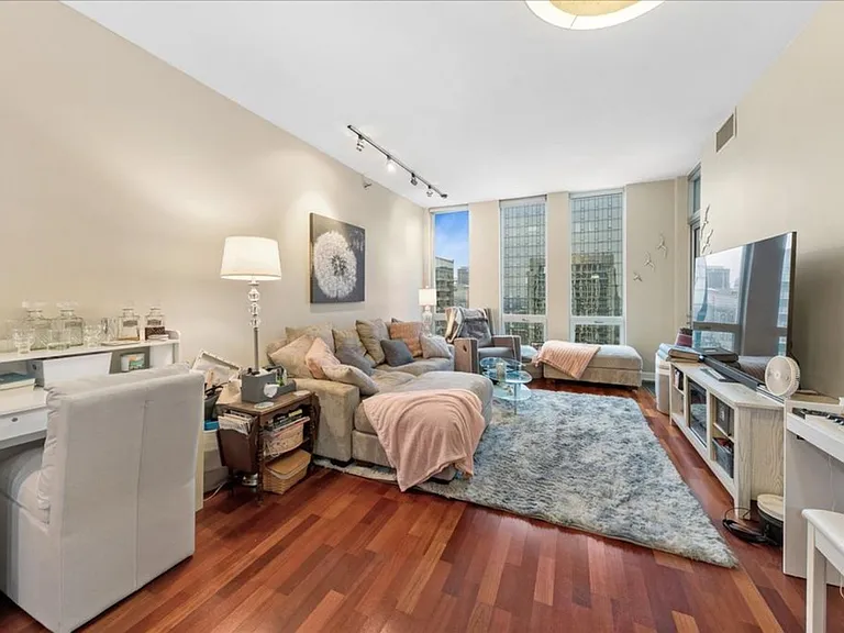1400 S Michigan Ave #2405 — Photo 11