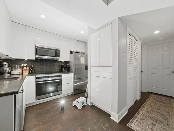 2nd image of 10115 Old Orchard Ct Unit 103
