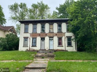 817 Fulton St, Keokuk, IA 52632