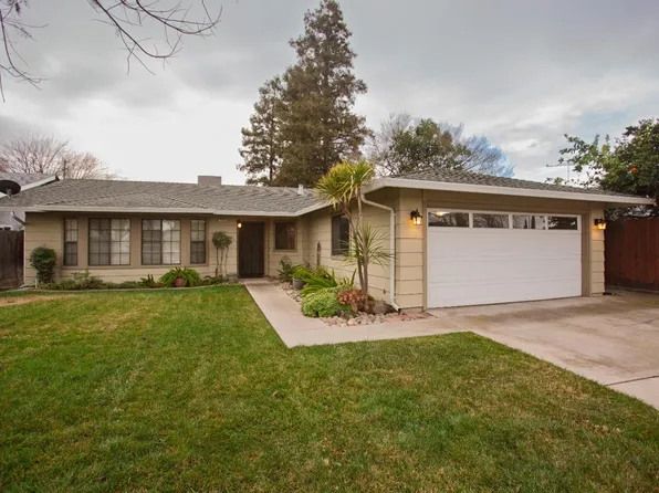 2060 Chakkar Estates Dr, Turlock, CA 95380