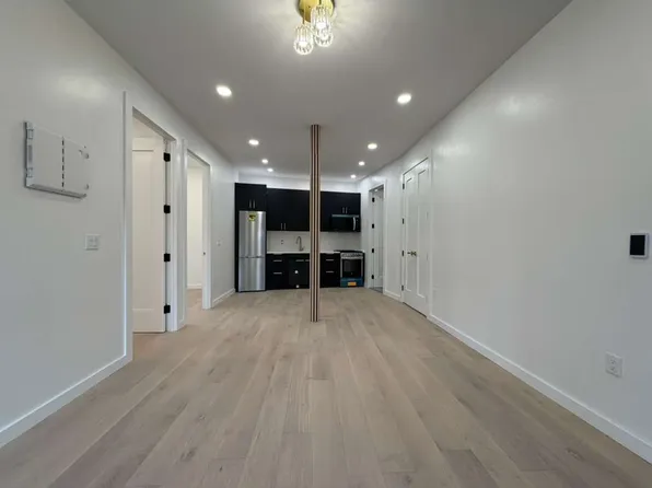 362 Rochester Avenue image 3 of 11