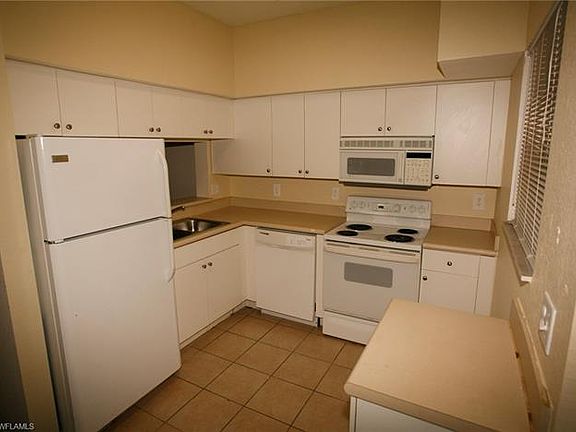 4th image of 8408 Bernwood Cove Loop APT 1704
