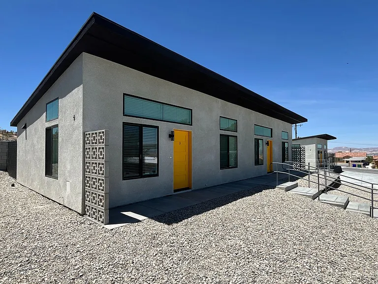 73449 Desert Trail Dr — Photo 2
