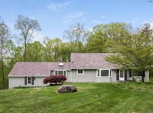 16 Penwood Rd, Bloomfield, CT 06002