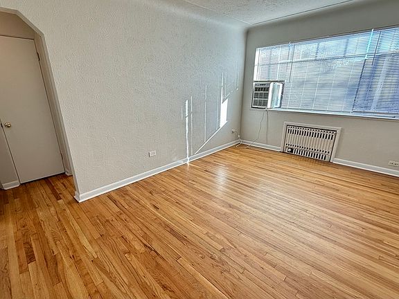 3rd image of 1130 N Pennsylvania St APT 304