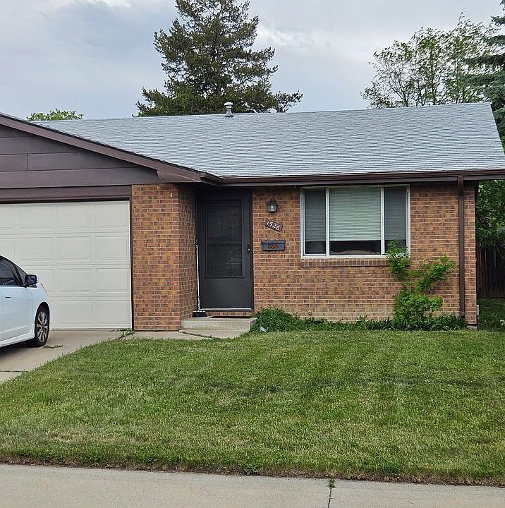 2nd image of 1526 Stuart St