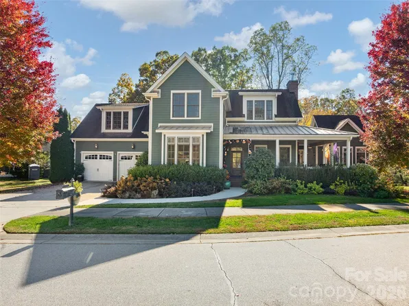 133 Lakeway Dr, Mills River, NC 28759