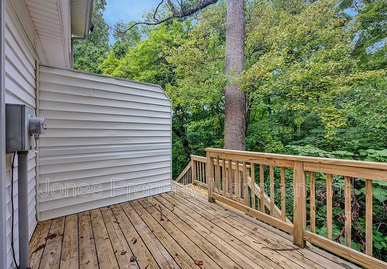 2676 White Oak Ln — Photo 30