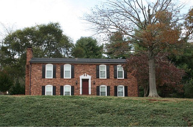 1st image of 1608 Meadowview Ln