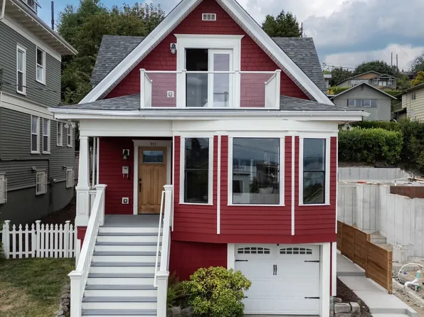 911 32nd Avenue S, Seattle, WA 98114