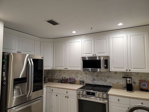 3rd image of 13570 Westport Dr APT 205
