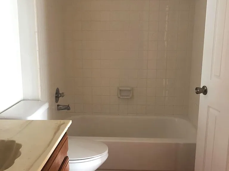 508 Erikson Trl — Photo 11