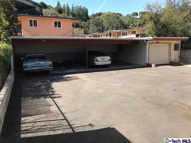 1st image of 2055 Eleanore Dr