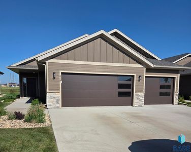 518 Prairieside Trl, Harrisburg, SD, 57032