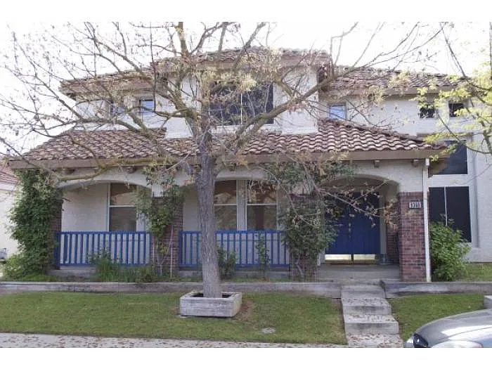 9360 Lombardy Way photo 1