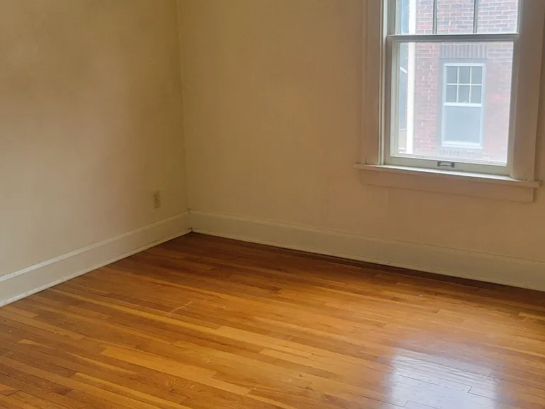2800 High St — Photo 9