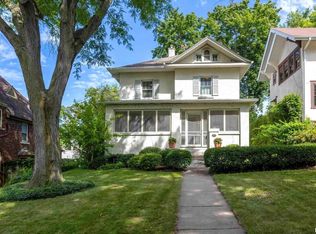 2428 Fulton Ave, Davenport, IA 52803