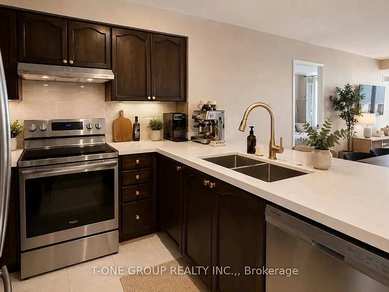 23 Hollywood Ave #3507 — Photo 1