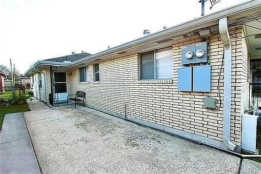 2nd image of 4532 King St
