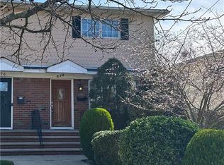 676 Leverett Ave, Staten Island, NY