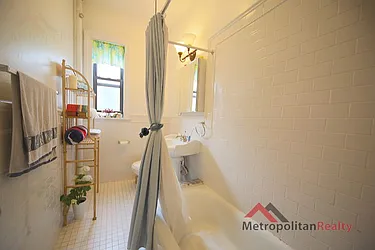 Rented by Metropolitan Realty