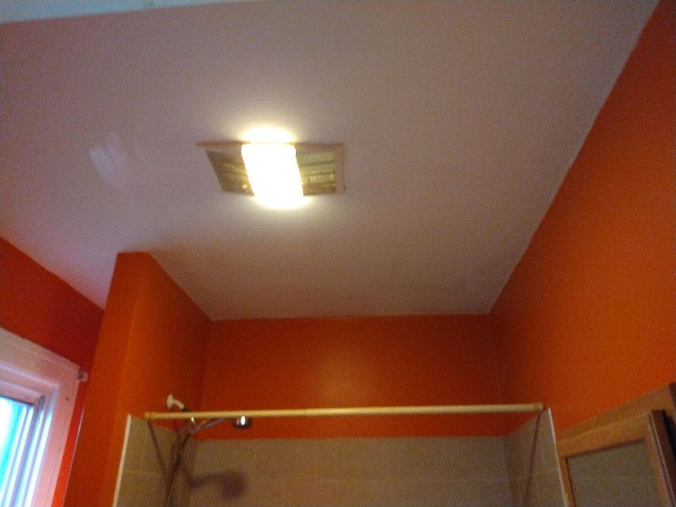 Bathroom/shower