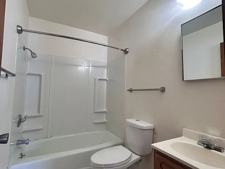 948 N Kelly St — Photo 5