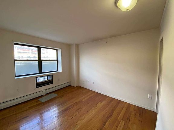 5th image of 37-21 32nd St #2F