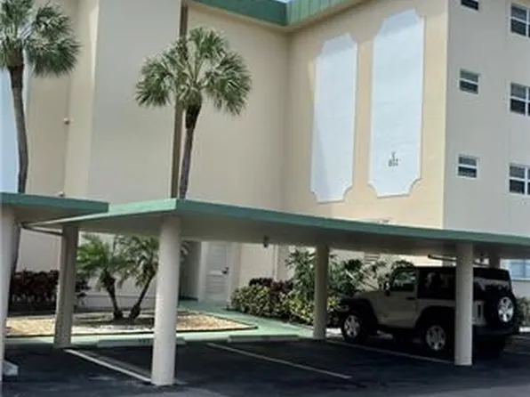 802 SE 7th St APT 403, Deerfield Beach, FL 33441