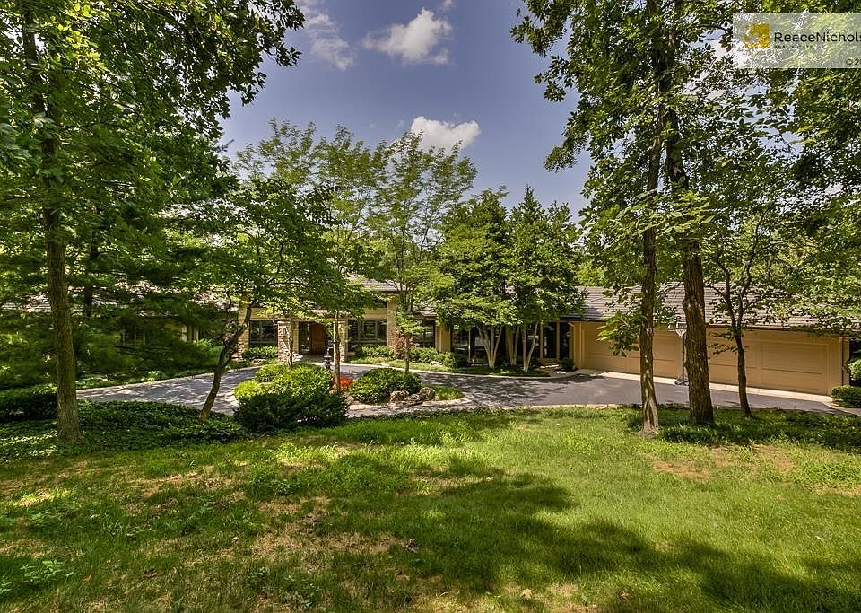 2405 SW 19th St, Blue Springs, MO 64015 Zillow