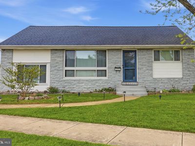 2500 Woodlawn Dr, Bristol, PA, 19007