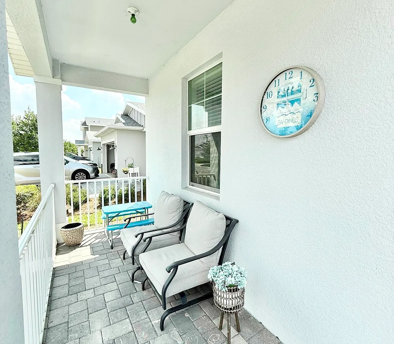 4 bed, 1911 sqft, $2,950 — Photo 2