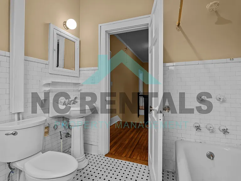 521 Park Pl — Photo 26