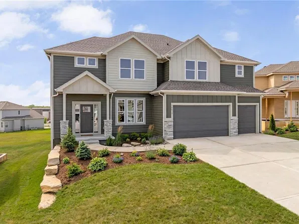 19873 W 114th Pl, Olathe, KS 66061