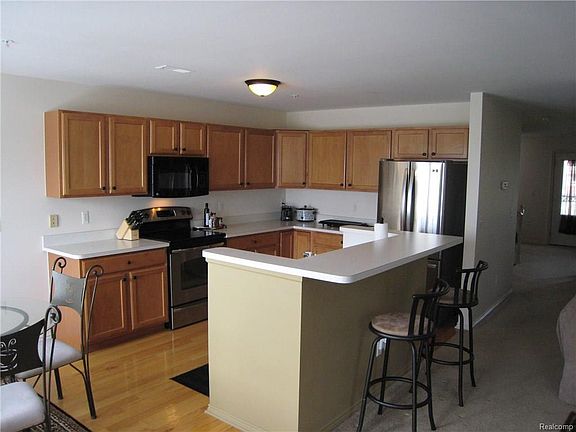 3rd image of 3988 Forester Blvd #60