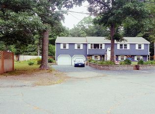 8 Dunham St, Carver, MA 02330