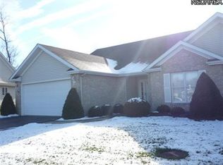 7735 Crimson Trl UNIT A, Youngstown, OH 44512