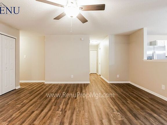 4th image of 10335 Carrington Way