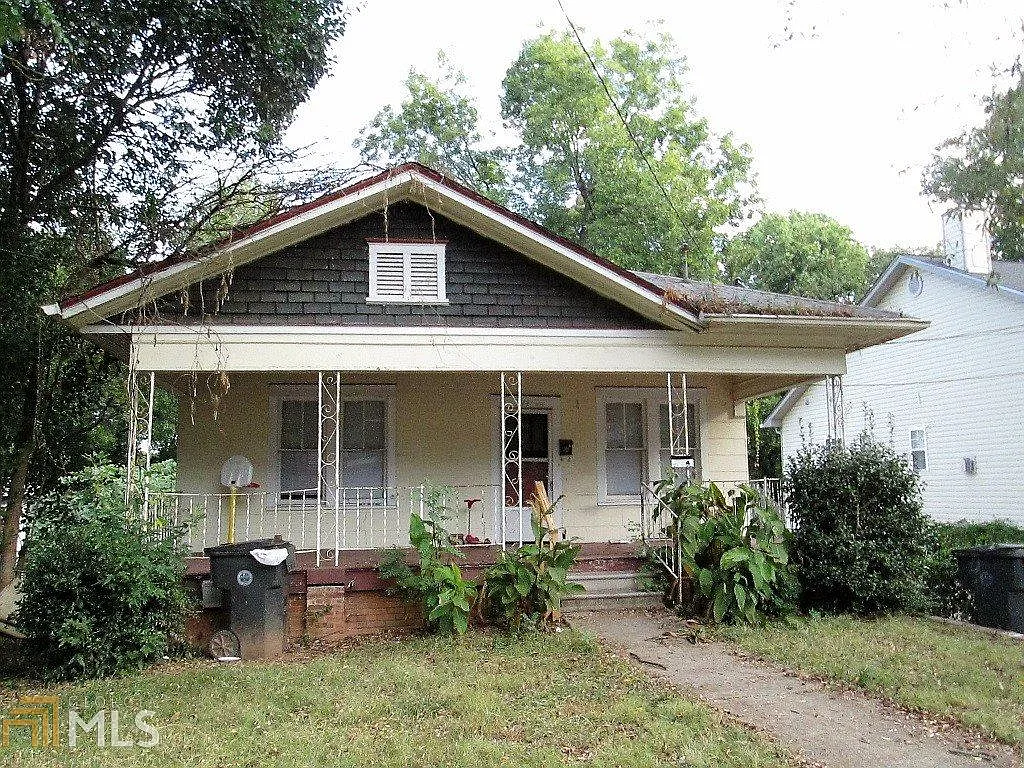 1781 Linwood Ave photo 1
